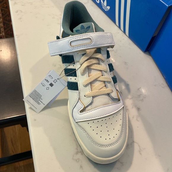 Adidas Forum 84 Low - Wild Teal - Picture 2 of 4